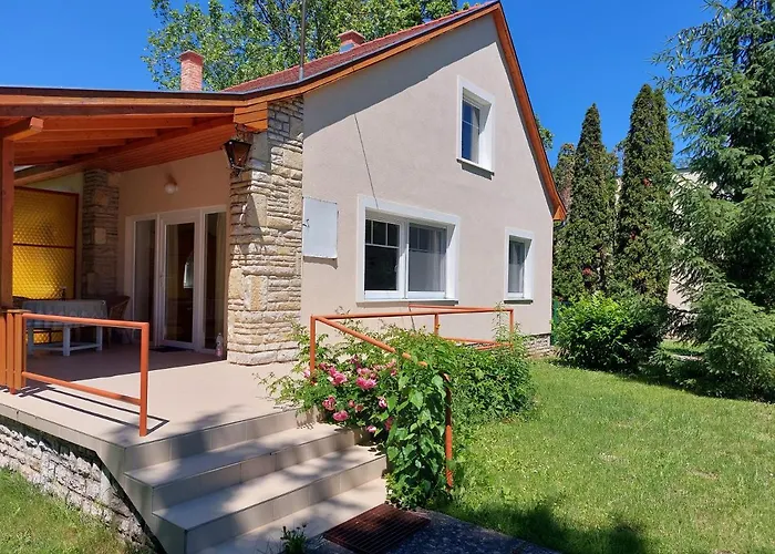 Schieszl Apartments Zamardi 4