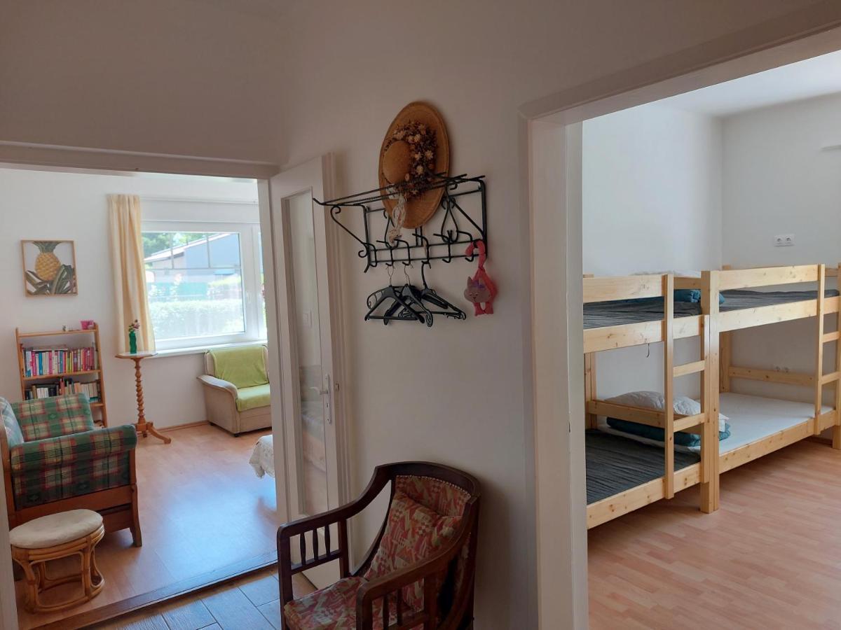 Schieszl 4 Apartment