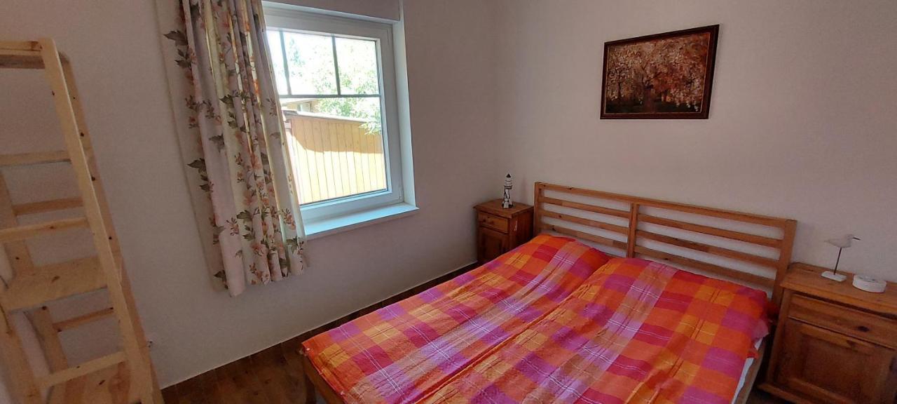 Apartment Schieszl 4 *