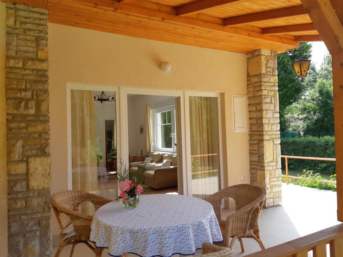 Schieszl 4 * Zamardi